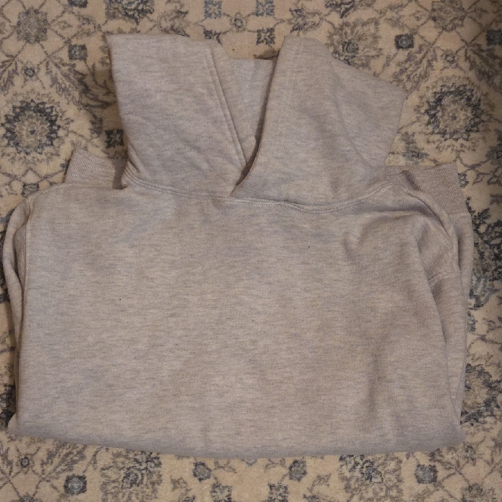 ardene | light grey hoodie